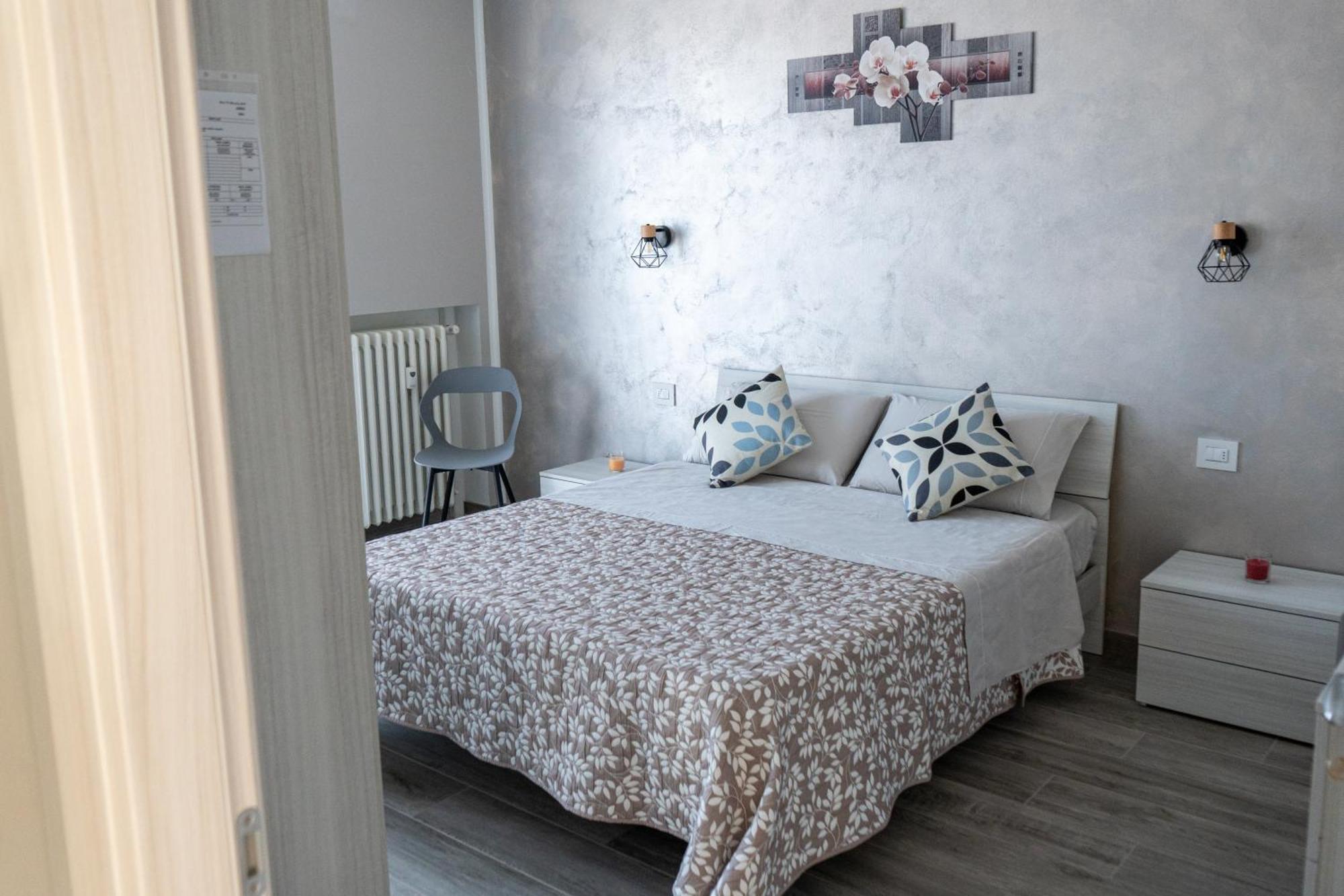 Appartamento Rayan Alba  Bagian luar foto